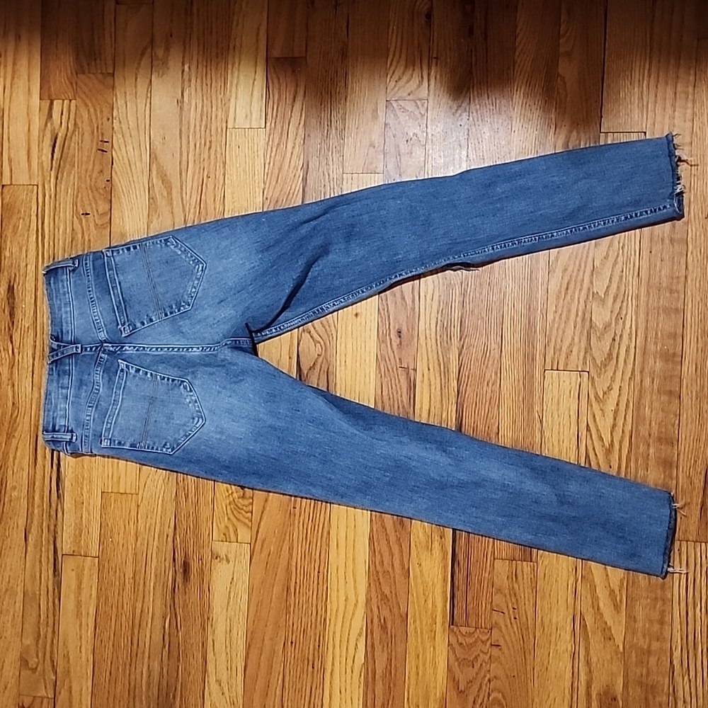 Divided Skinny High waist ripped Jeans - Picture 3 of 4
